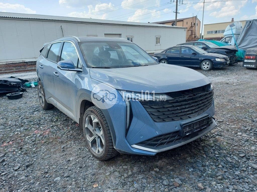 Фото Geely Atlas 2