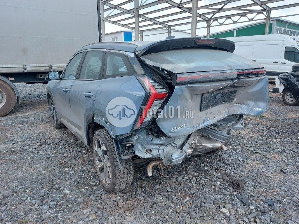 Фото Geely Atlas 6