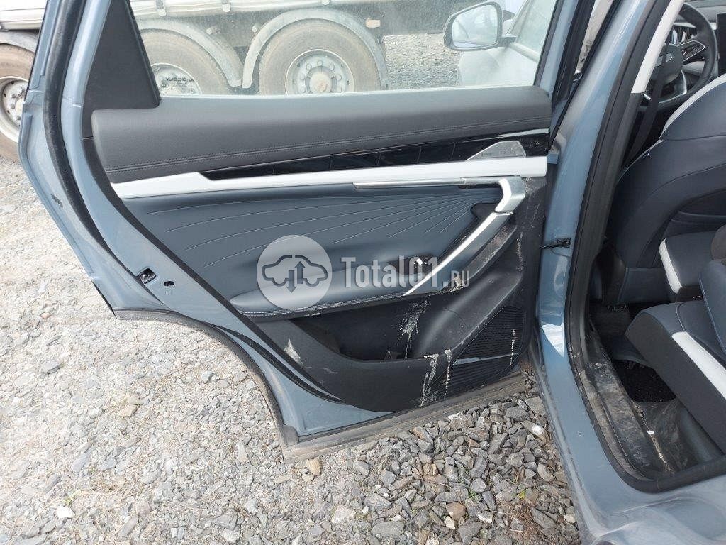 Фото Geely Atlas 124