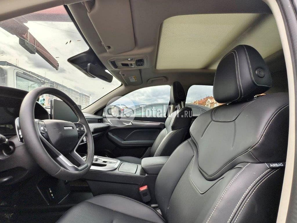 Фото Haval Jolion 44