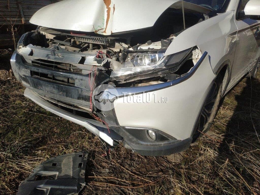 Фото Mitsubishi Outlander 12