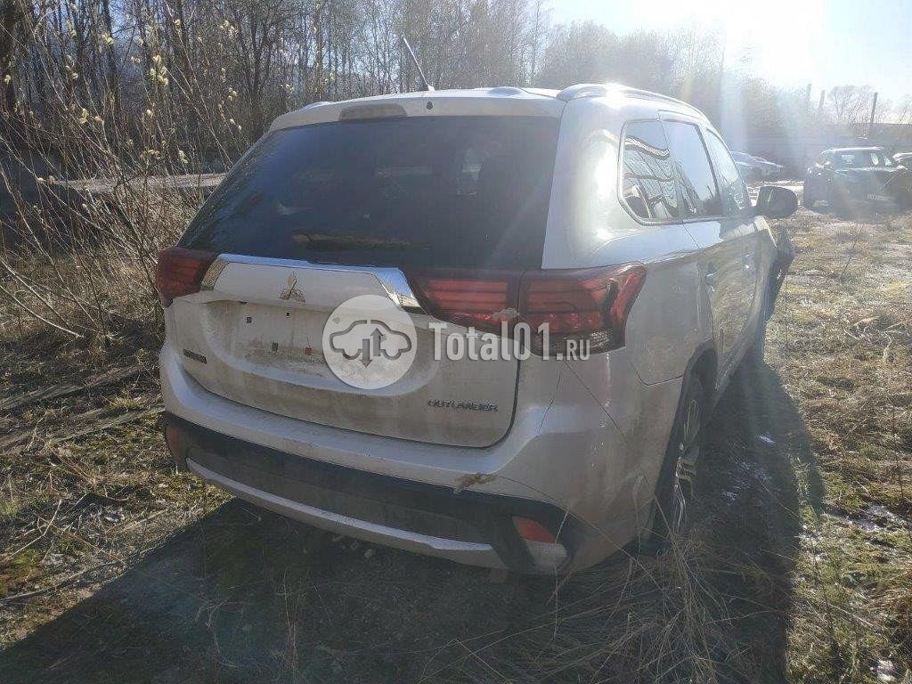 Фото Mitsubishi Outlander 20