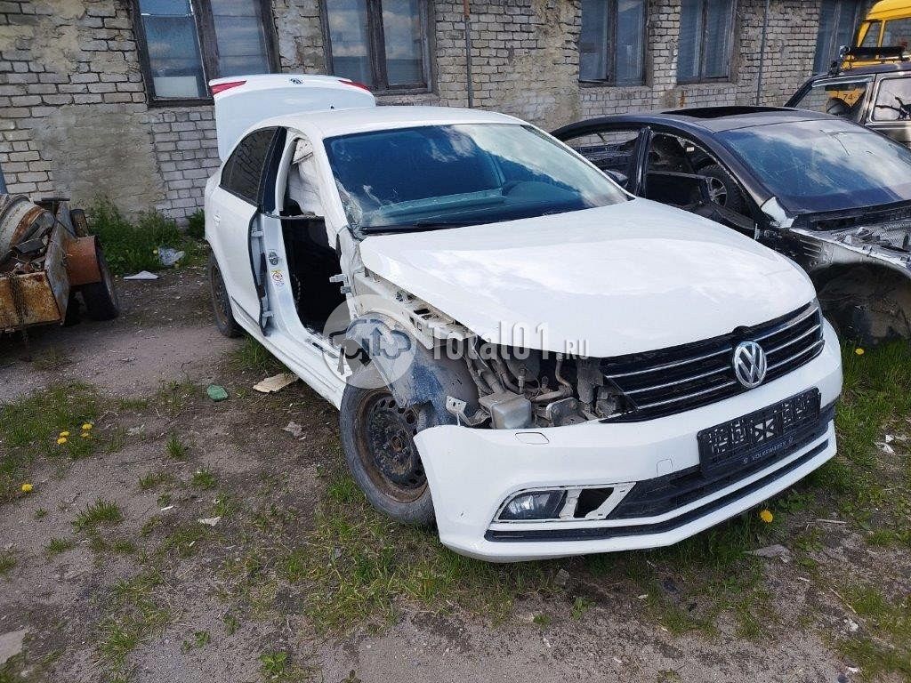 Фото Volkswagen Jetta 10