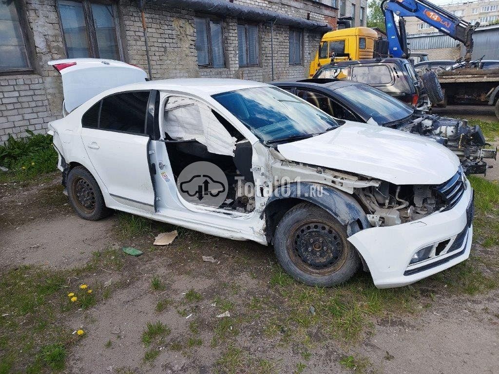 Фото Volkswagen Jetta 12