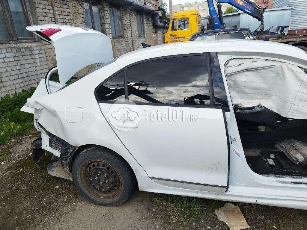 Фото Volkswagen Jetta 42