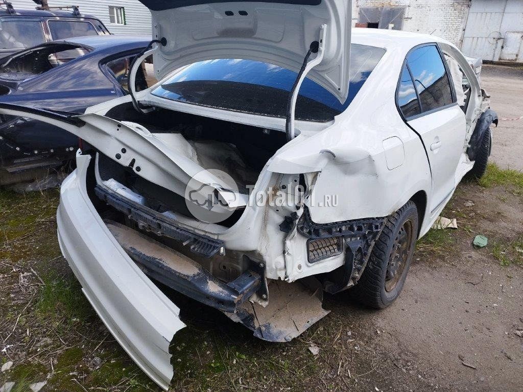Фото Volkswagen Jetta 44