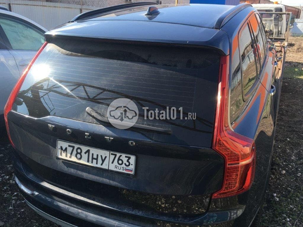 Фото Volvo XC90 84