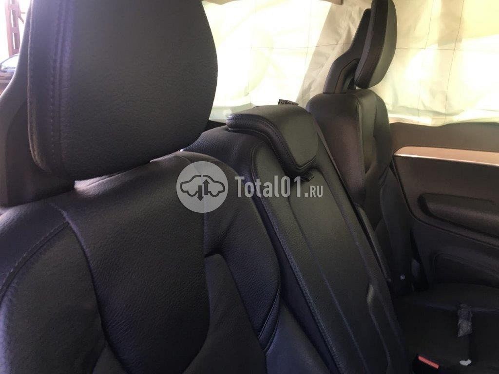 Фото Volvo XC90 110