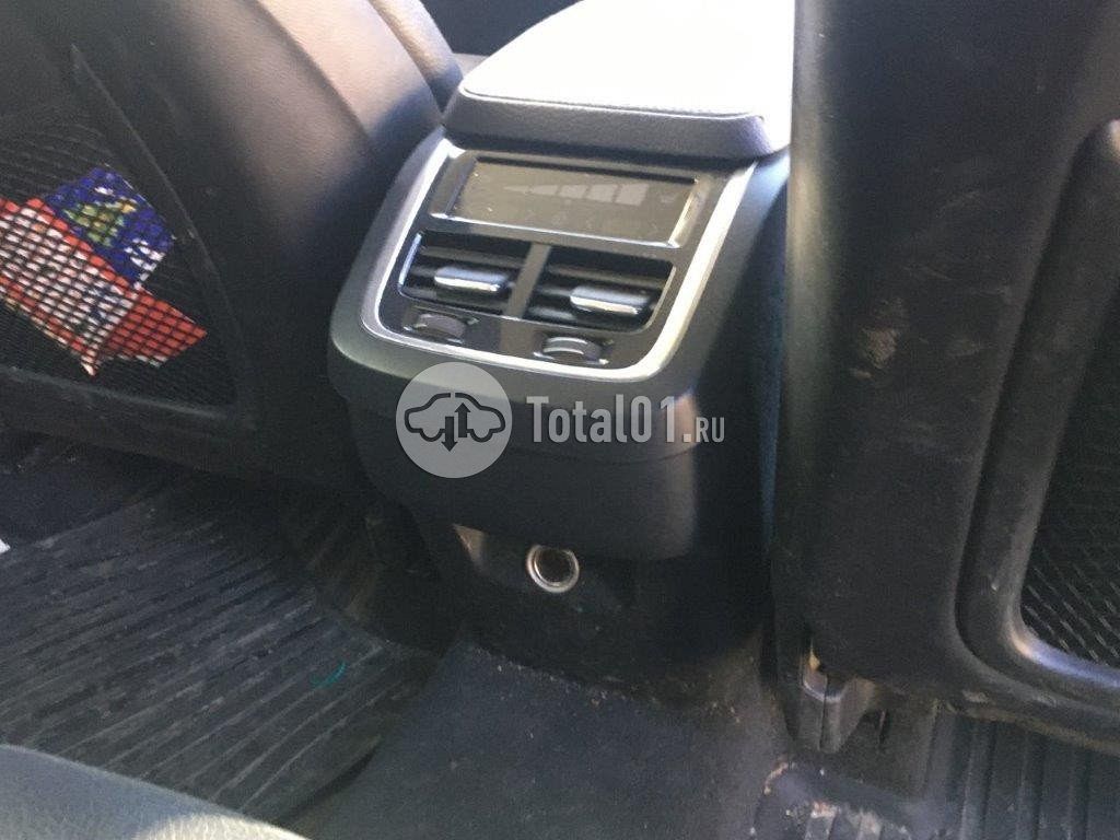 Фото Volvo XC90 118
