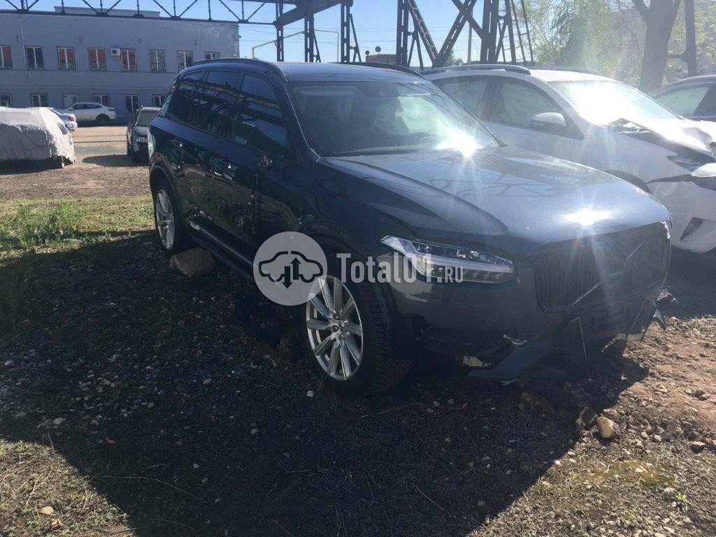Фото Volvo XC90 174