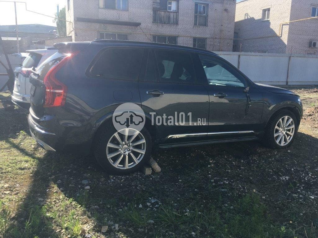 Фото Volvo XC90 182