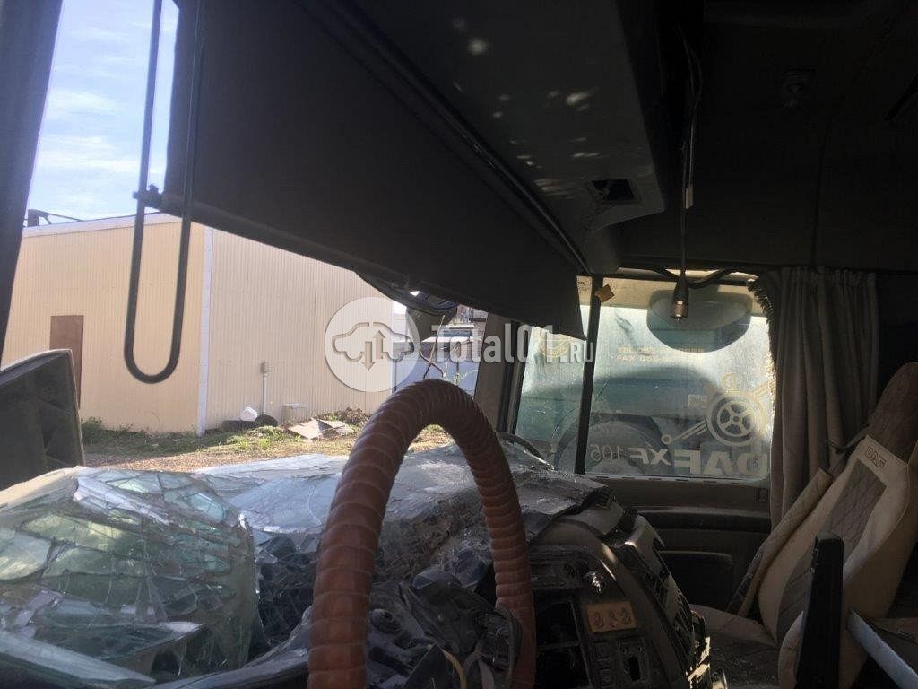 Фото DAF FT XF105 460 262