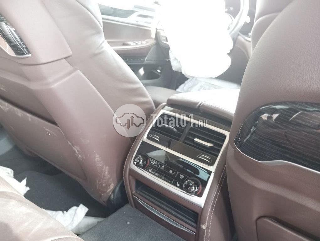 Фото BMW 7 серия 58