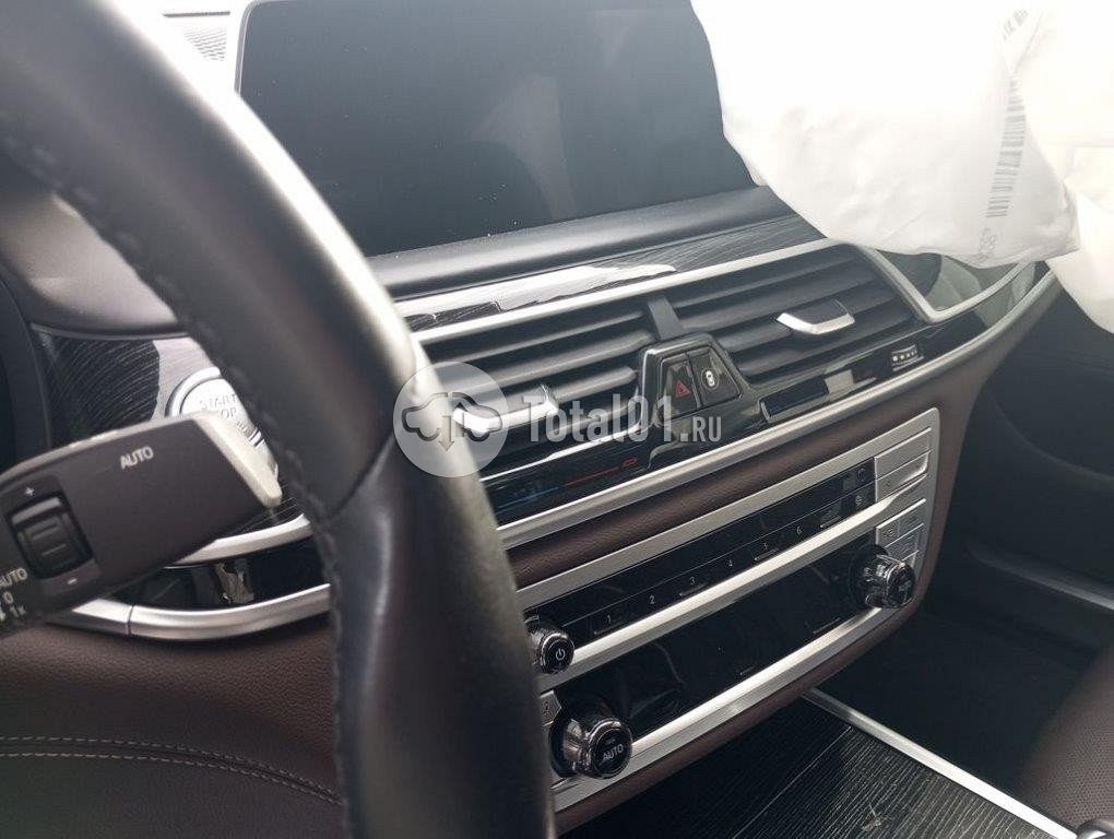 Фото BMW 7 серия 92