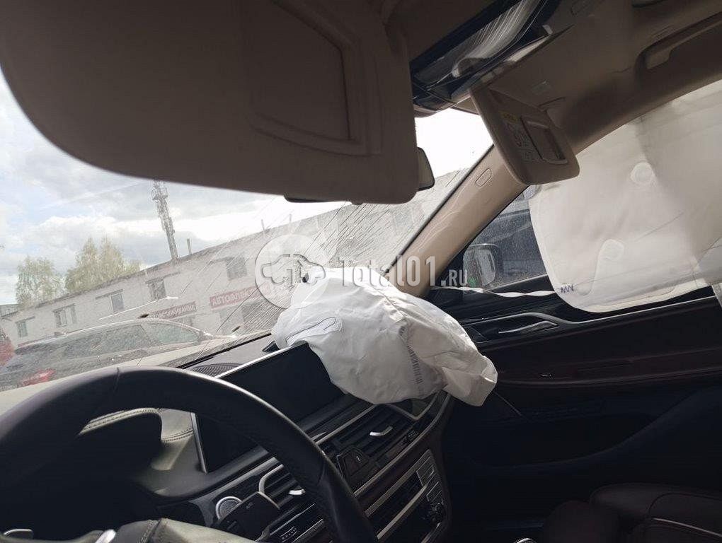 Фото BMW 7 серия 98