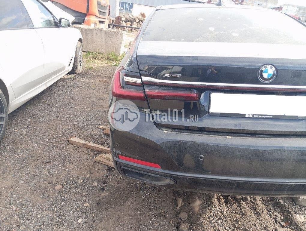 Фото BMW 7 серия 158