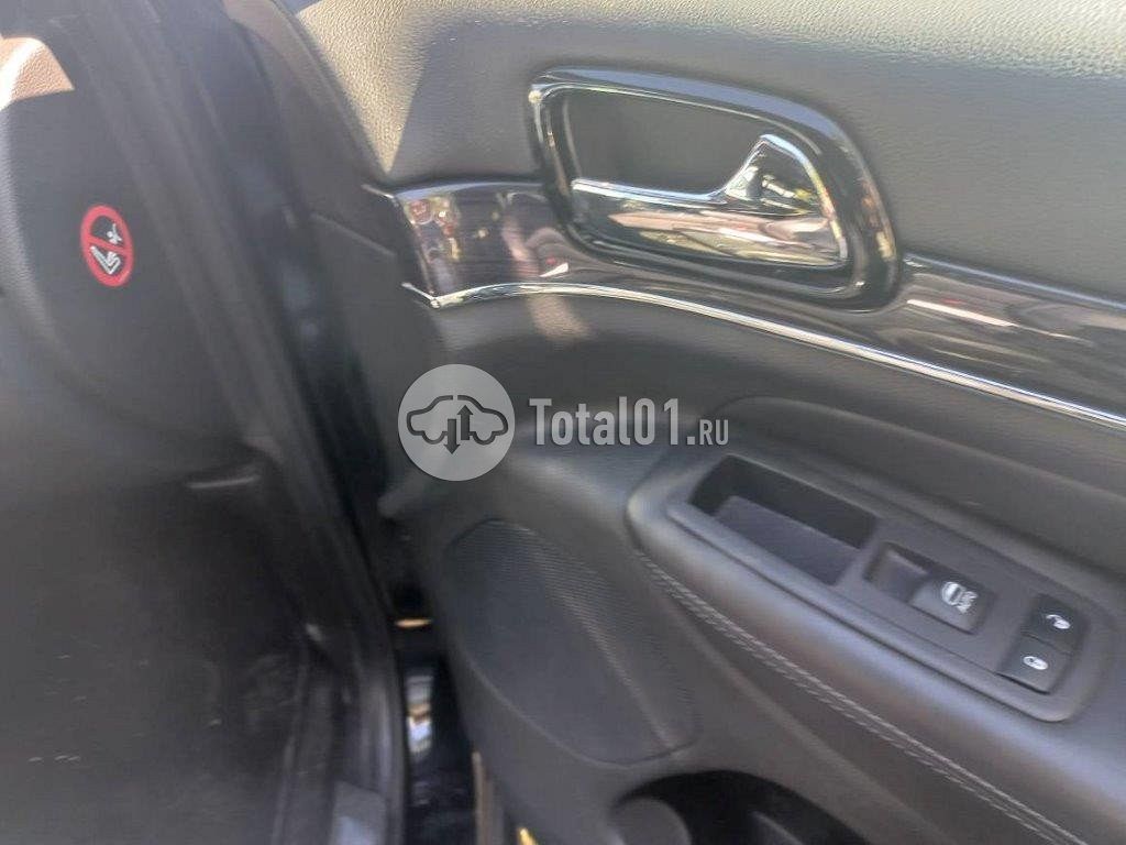 Фото Jeep Grand Cherokee 50