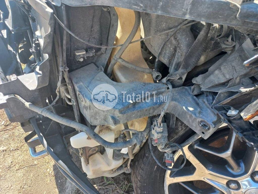 Фото Jeep Grand Cherokee 84
