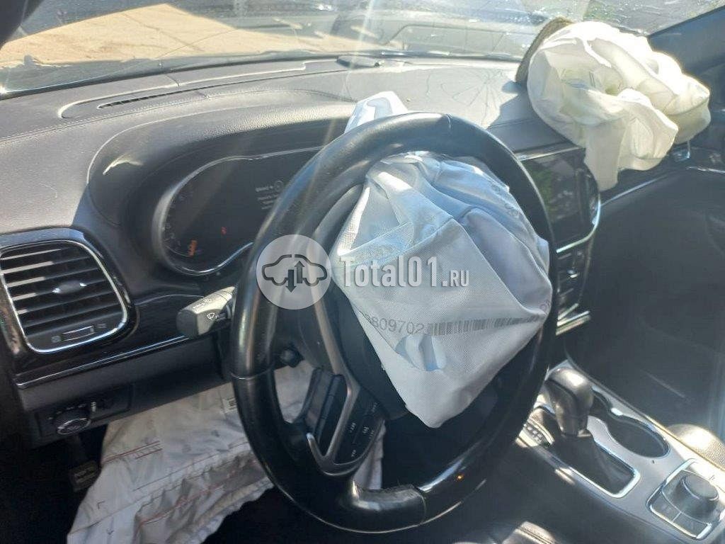 Фото Jeep Grand Cherokee 98