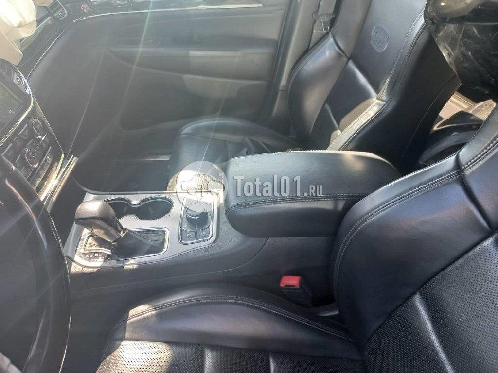 Фото Jeep Grand Cherokee 100