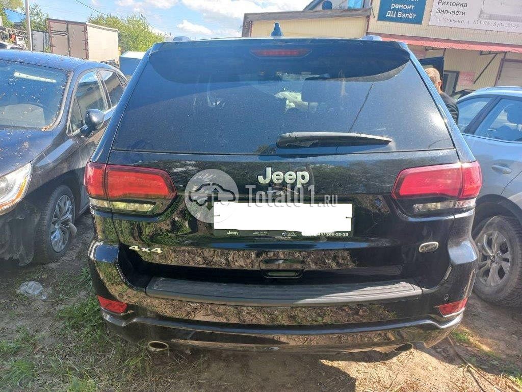Фото Jeep Grand Cherokee 110