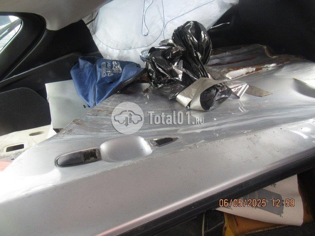 Фото Toyota Prius Hybrid 70