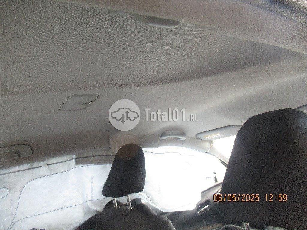 Фото Toyota Prius Hybrid 74