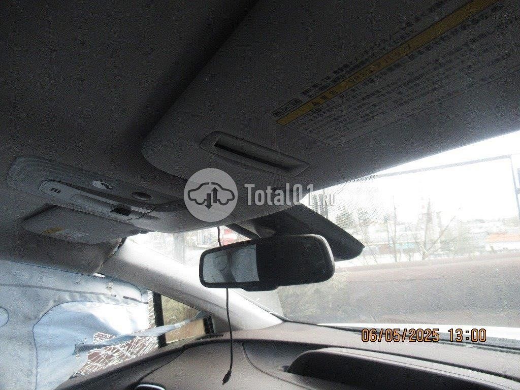 Фото Toyota Prius Hybrid 106