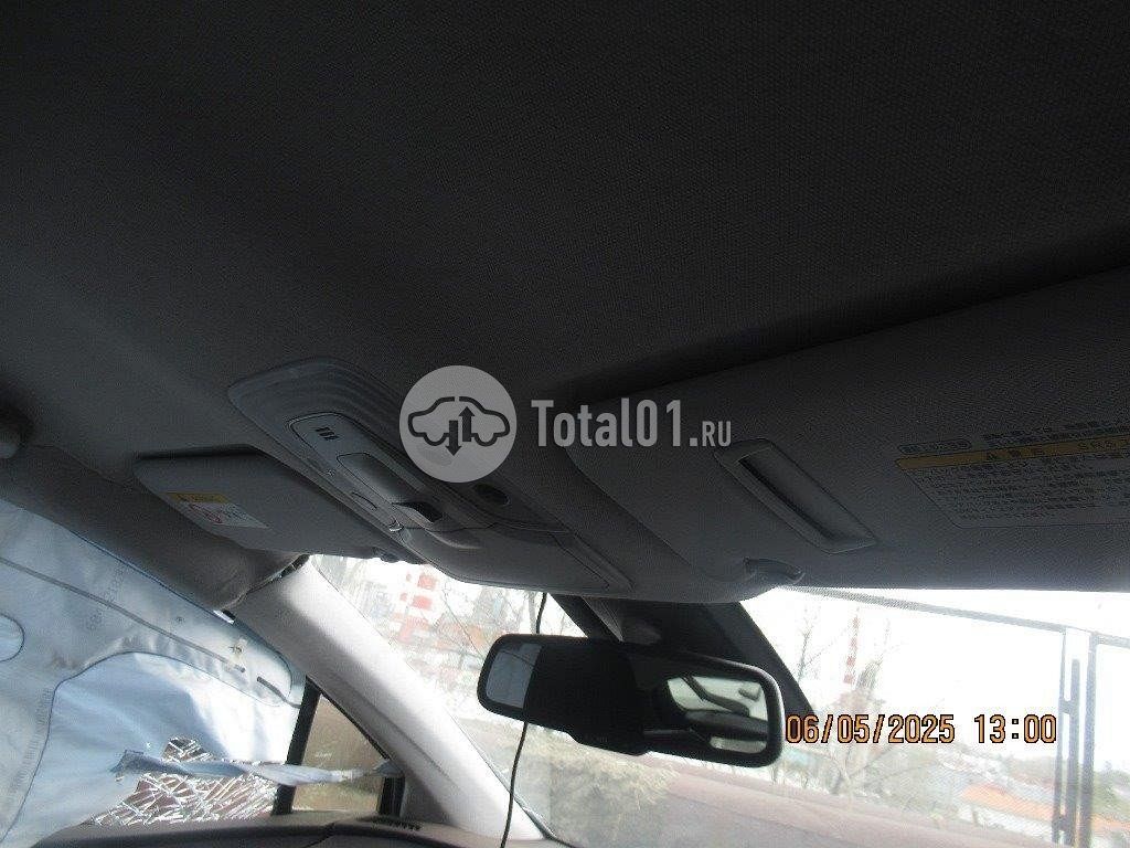 Фото Toyota Prius Hybrid 110