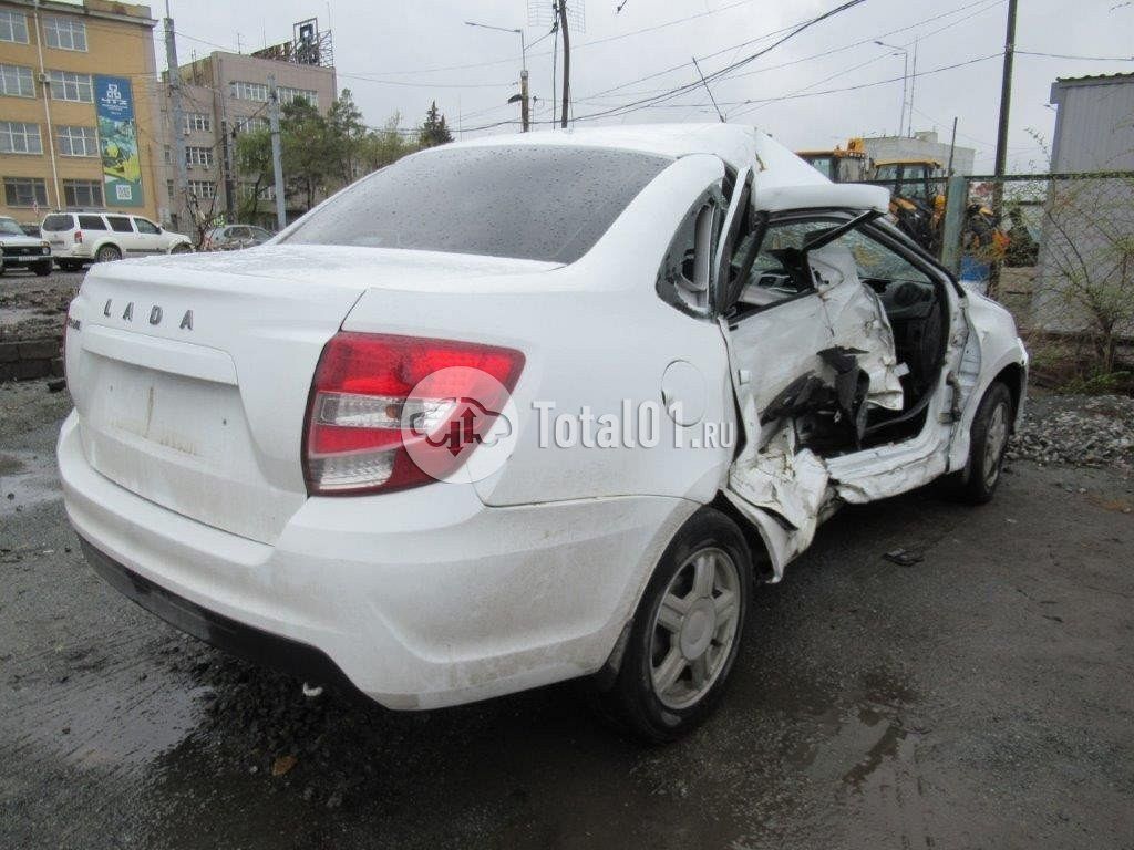 Фото ВАЗ (LADA) Granta 26
