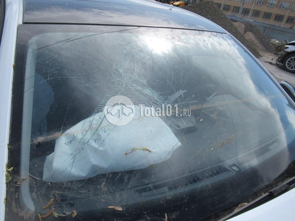 Фото Geely Emgrand 62