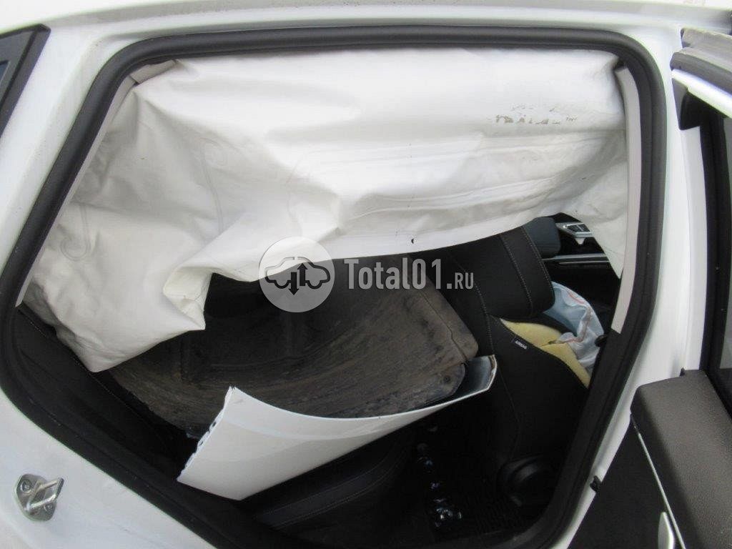 Фото Geely Emgrand 96
