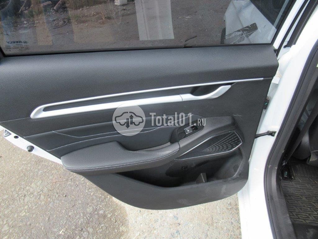 Фото Geely Emgrand 98