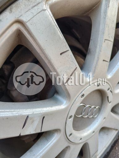 Фото Audi A4 28