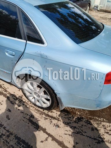 Фото Audi A4 32