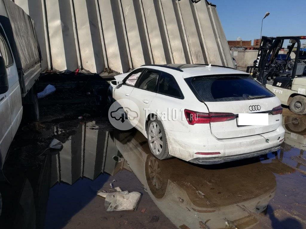 Фото Audi A6 8