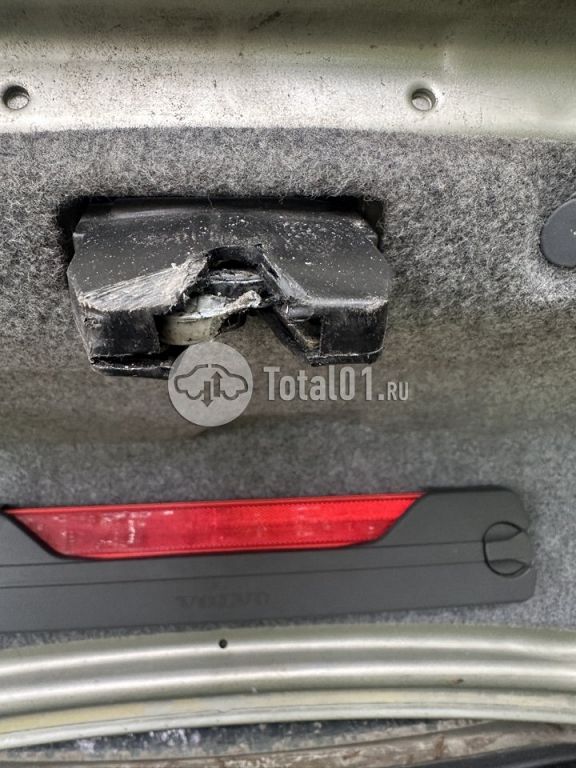Фото Volvo S60 18