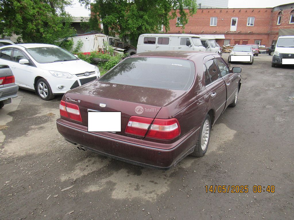Фото Nissan Cima 10