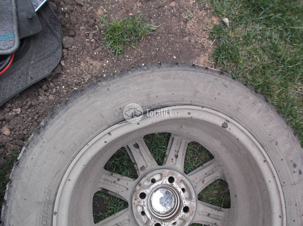 Фото Toyota Vitz 54