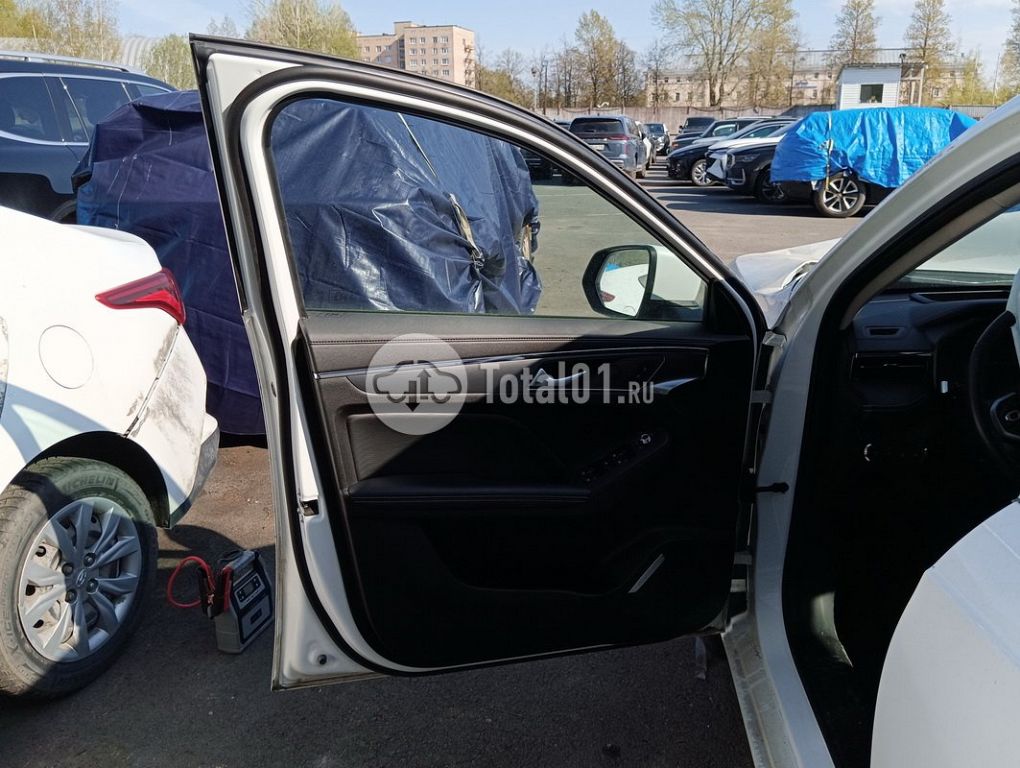 Фото Haval Jolion 102