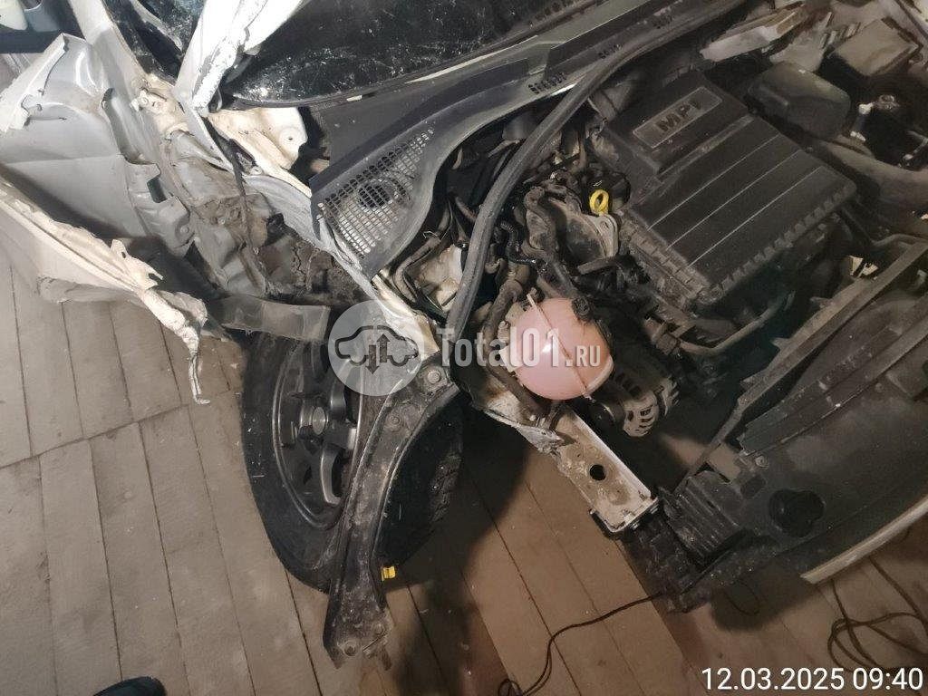 Фото Volkswagen Polo 10