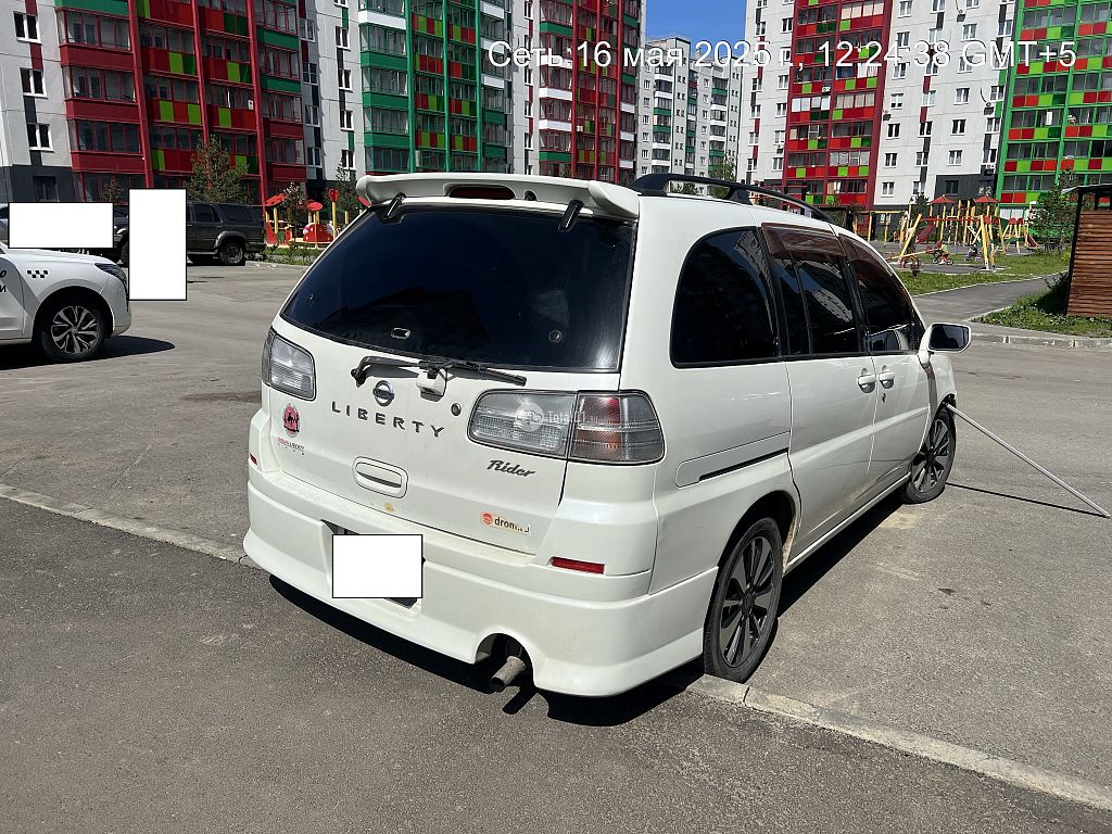 Фото Nissan Liberty 6