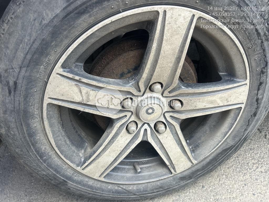 Фото Nissan Liberty 60