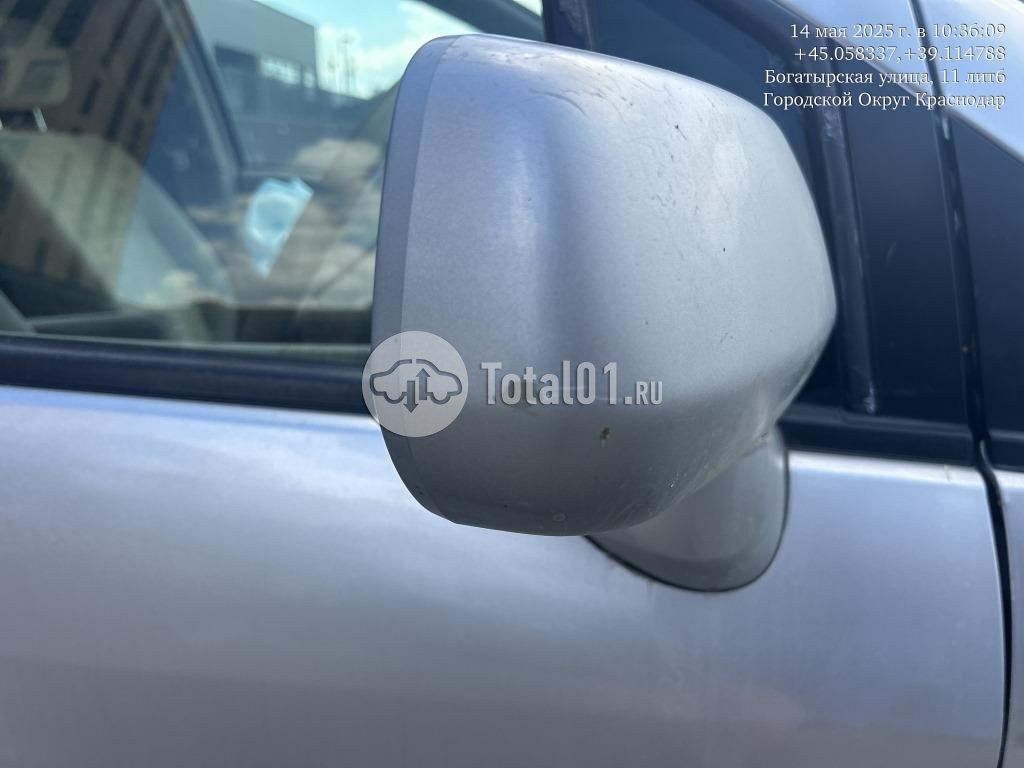 Фото Nissan Liberty 204