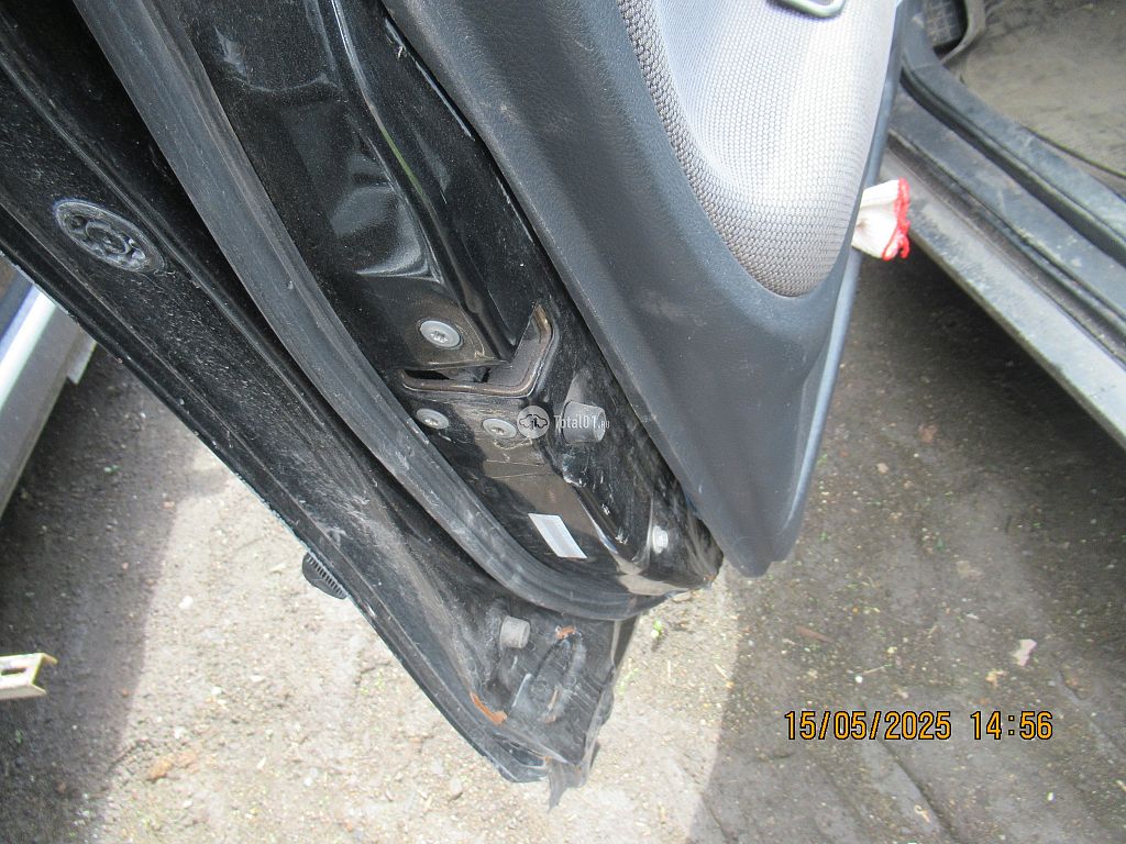 Фото Pontiac Vibe 36