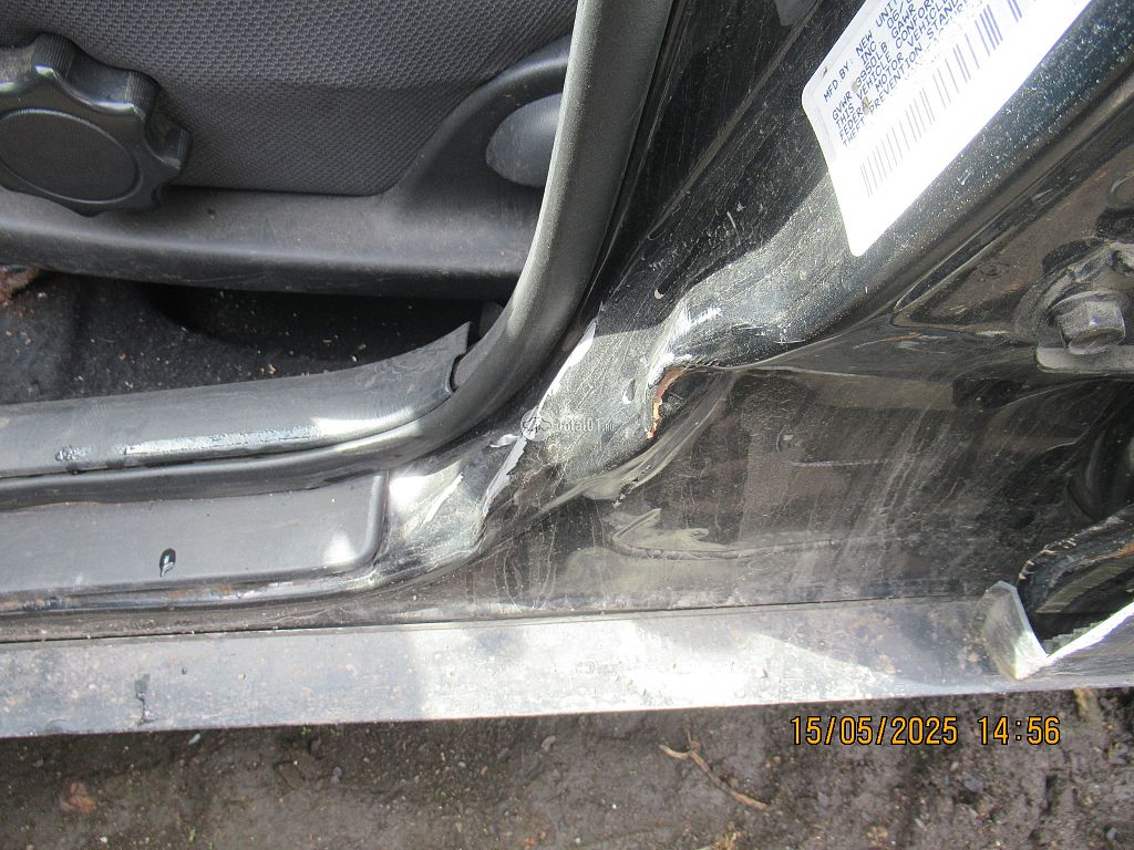 Фото Pontiac Vibe 48