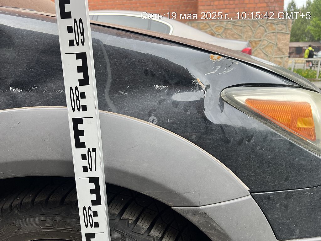 Фото Pontiac Vibe 12