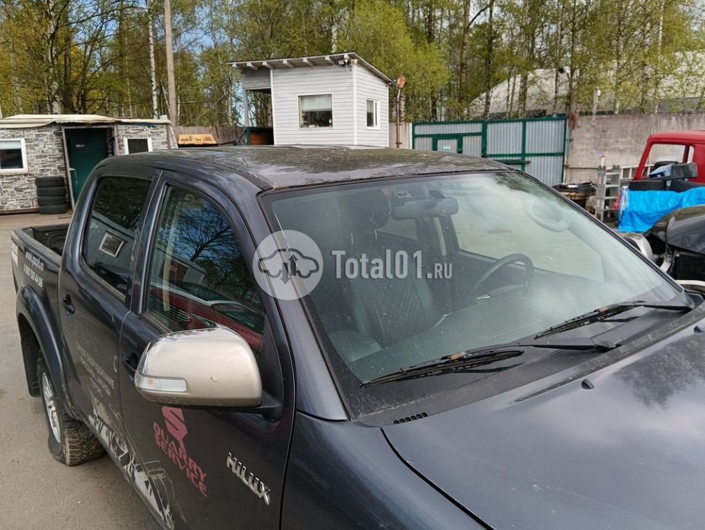 Фото Toyota Hilux 14