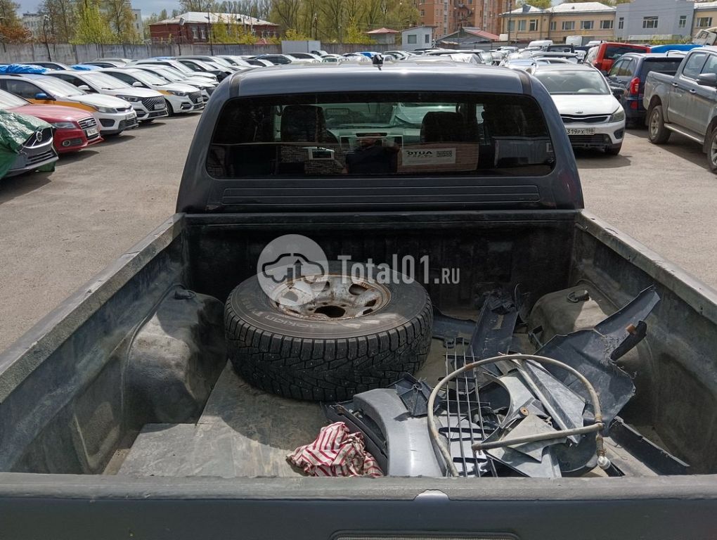 Фото Toyota Hilux 44
