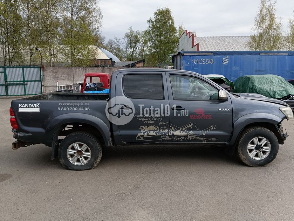 Фото Toyota Hilux 46